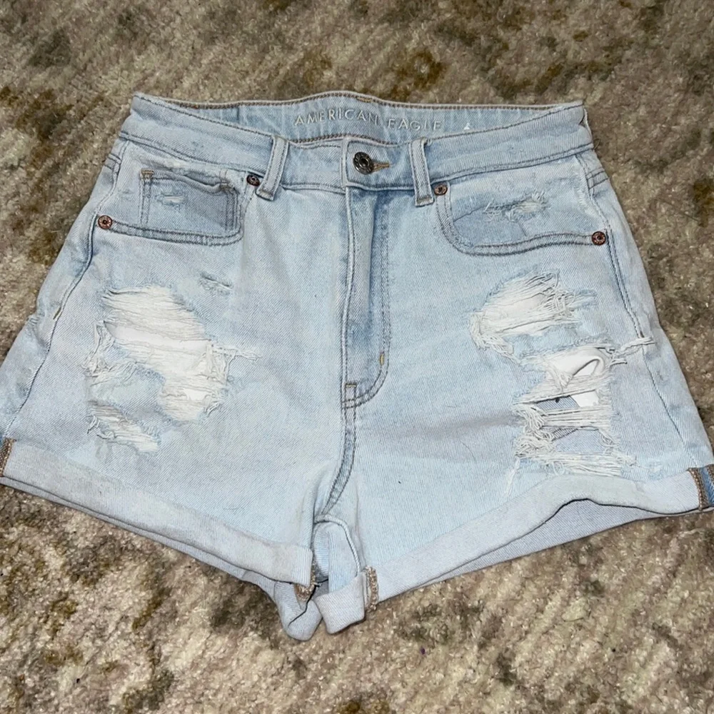 AE Mom Short - Picture 1 of 2